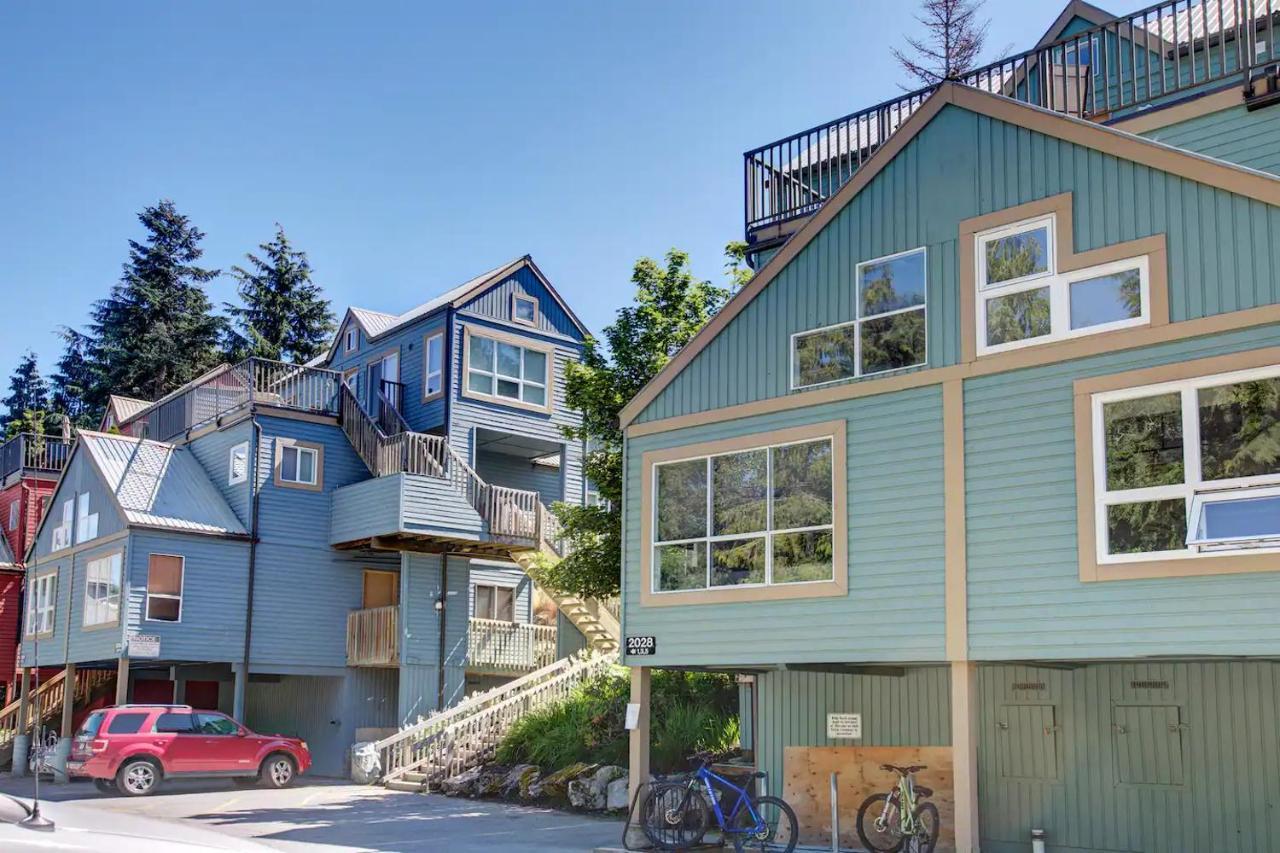 Apartamento Gondola Haus - Free Parking Whistler Exterior foto